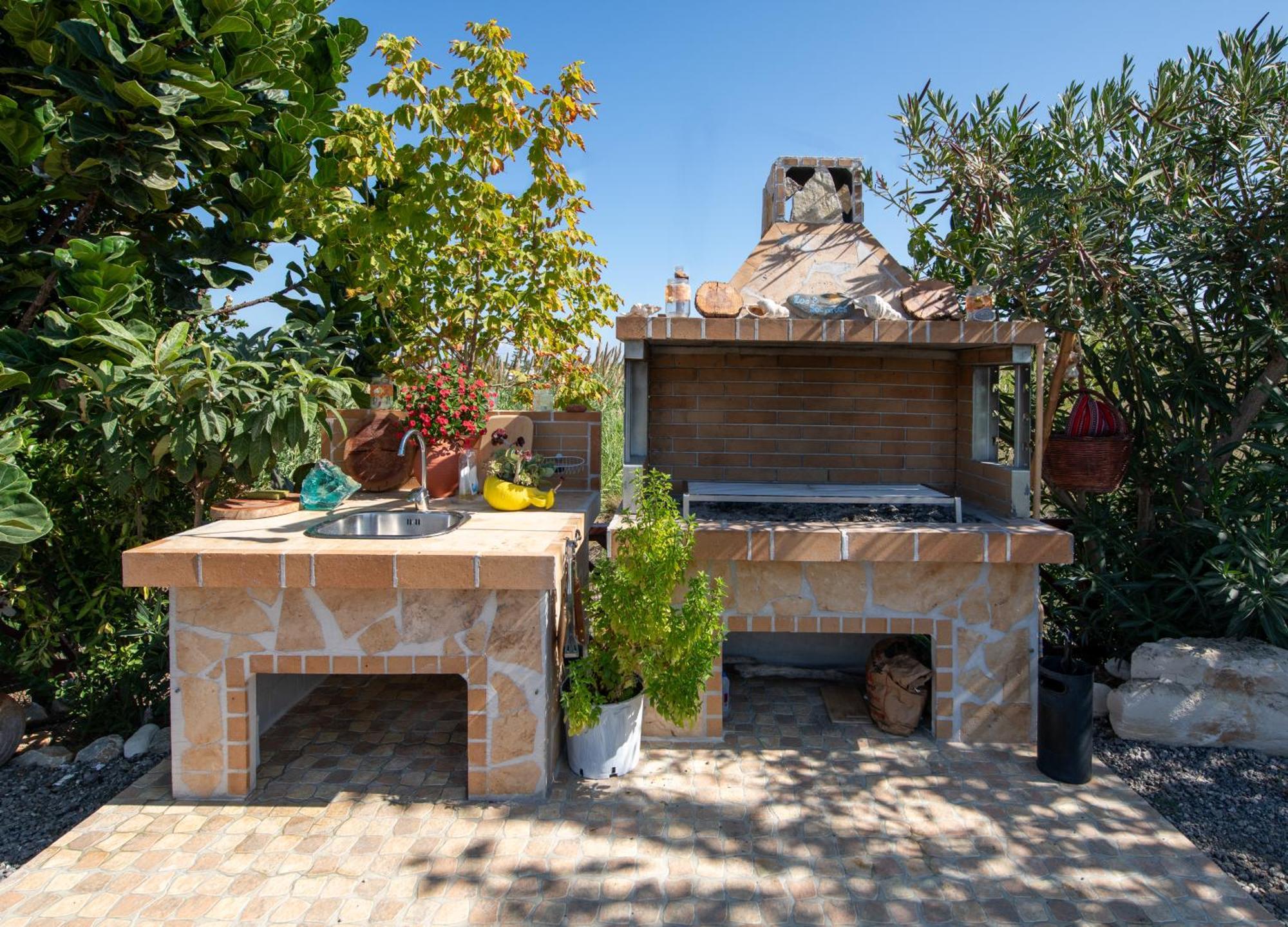 Socrates Holidays Apt. 2 With Pool Near The Beach Platanés Exterior foto